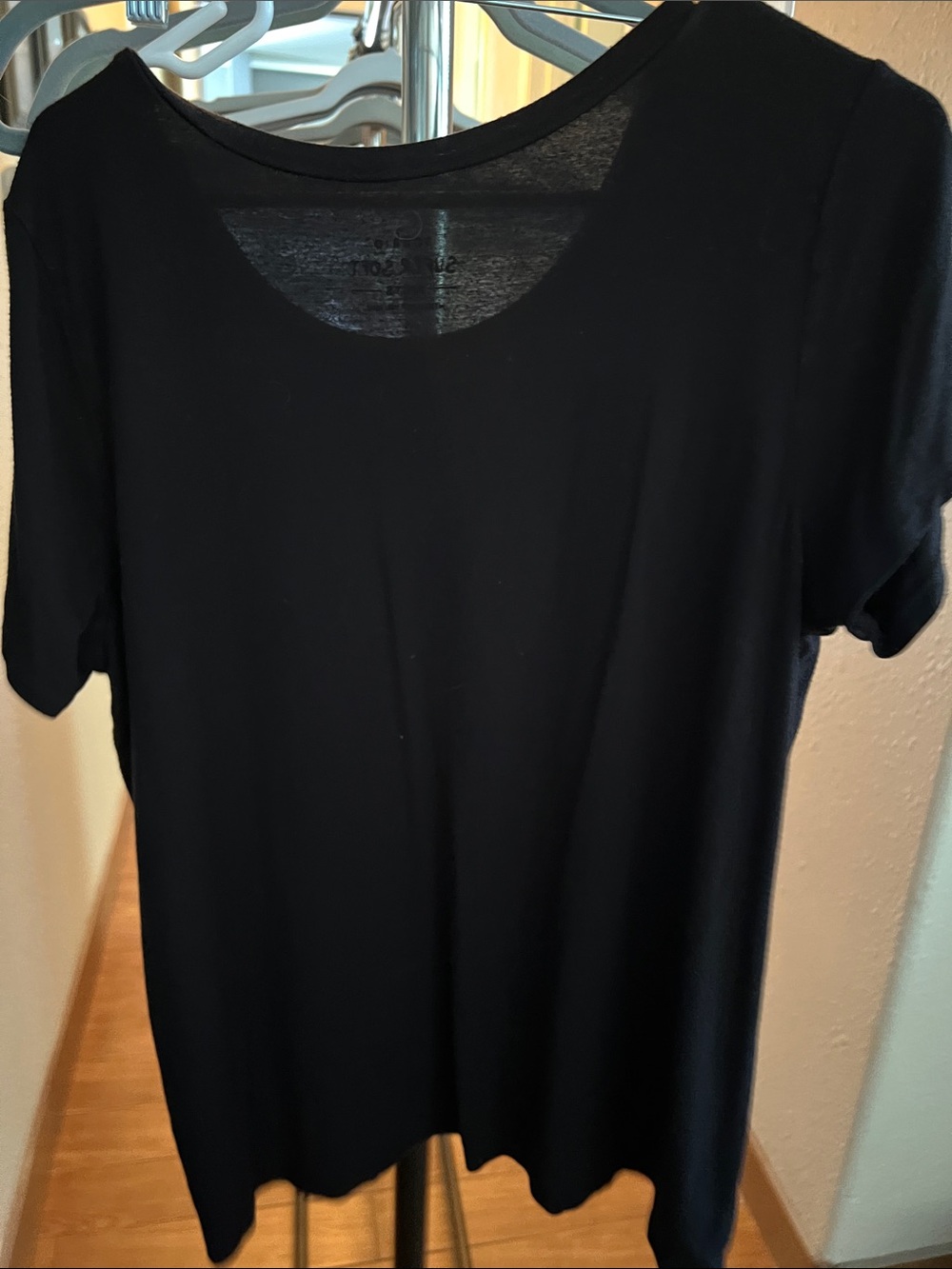 torrid Black Super Soft Scoop Neck Short Sleeve Tee - Picture 3 of 3